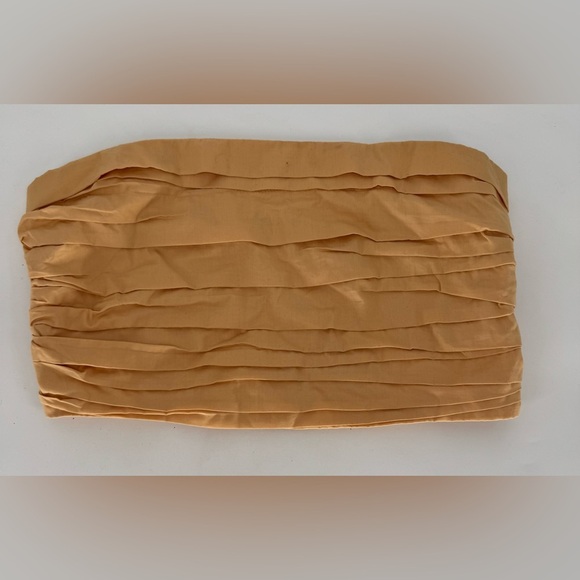 Abercrombie & Fitch Strapless Poplin Ruched Top - Picture 2 of 9